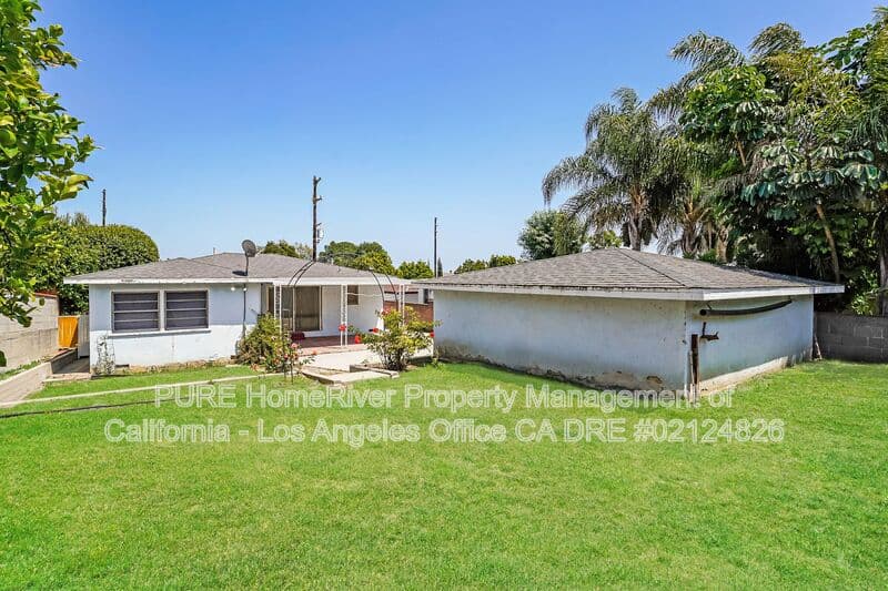 San Pedro House: 215 N. Western Ave