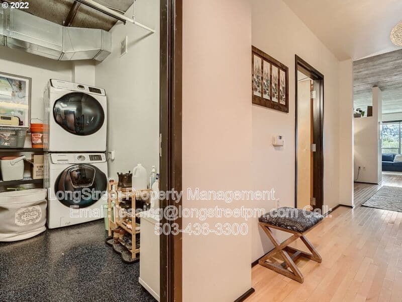 Portland Condo: 1410 NW Kearney St