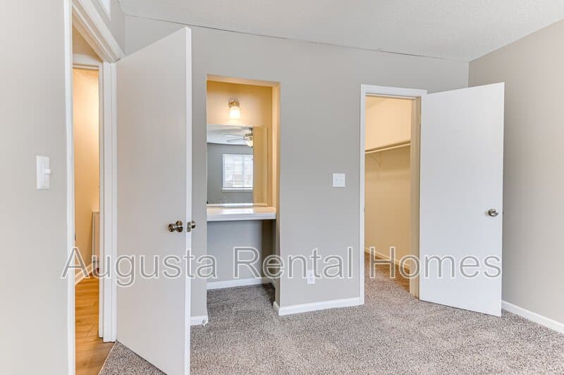 North Augusta Condo: 520 East Buena Vista Avenue - 407