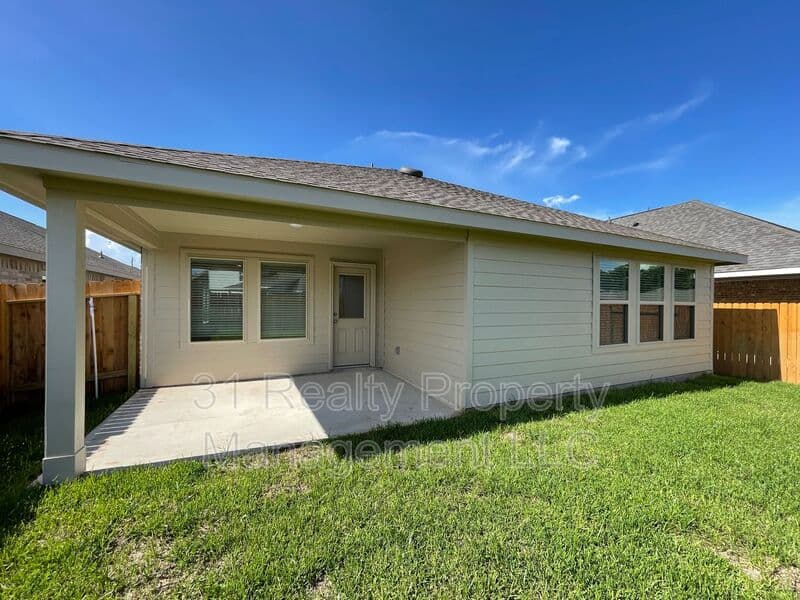 Richmond House: 3219 Aster Meadow Way