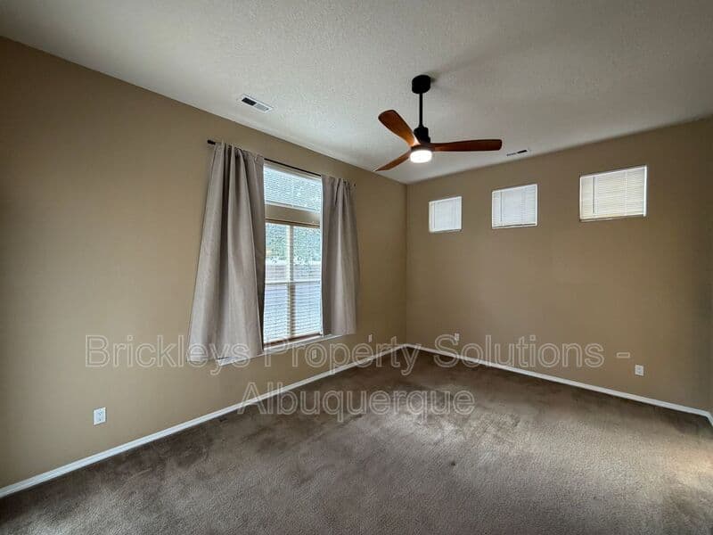 Rio Rancho House: 65 Willow Trace Court SE