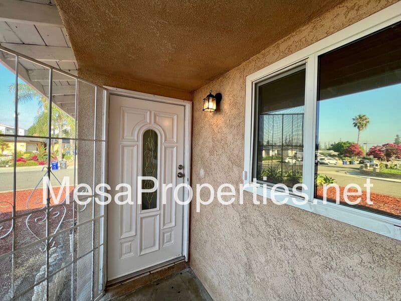 Montclair House: 5044 Highland St.