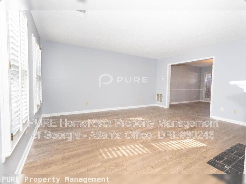 Duluth Townhome: 3554 Knotsberry Ln