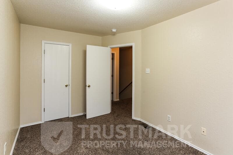 Killeen Townhome: 4501 B Mattie Dr