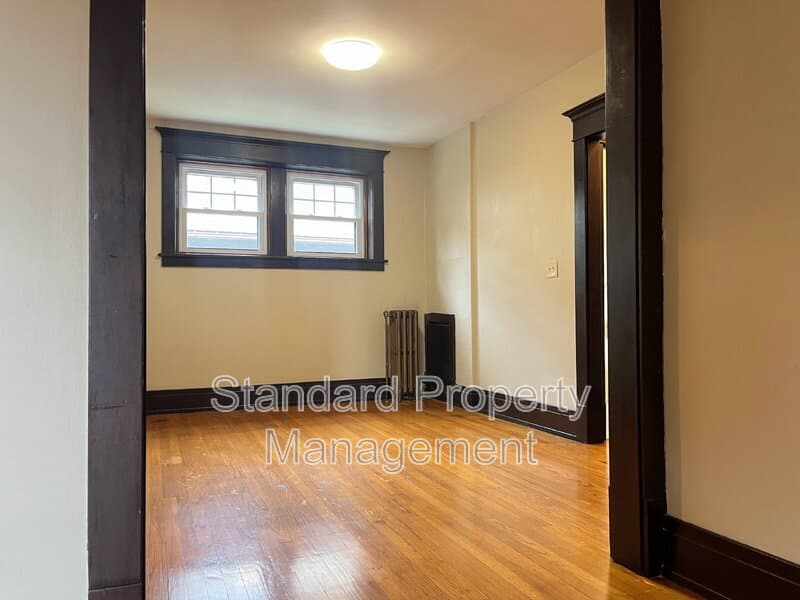 Buffalo Condo: 196 Crescent Avenue