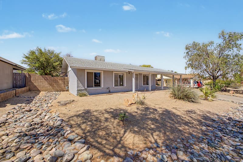 Phoenix House: 2822 E WILLOW Avenue