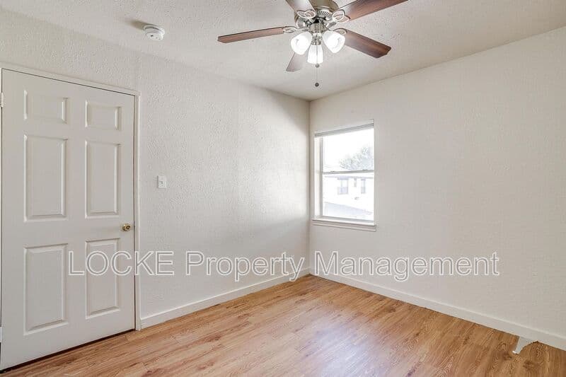 Fort Worth House: 3419 South University Drive