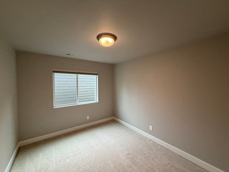 Sammamish House: 24743 Se 17th Pl