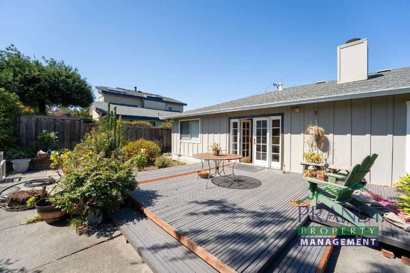 San Rafael House: 164 Madison Ave