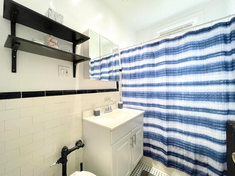 St Louis Condo: 6649 Berthold Ave