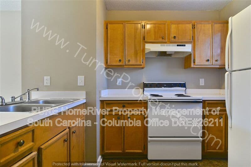 Columbia House: 3800 Plowden Rd