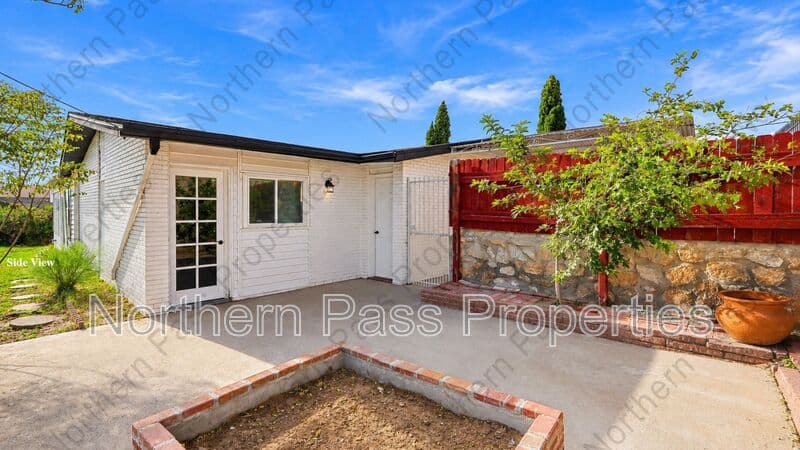 El Paso House: 208 Carnival