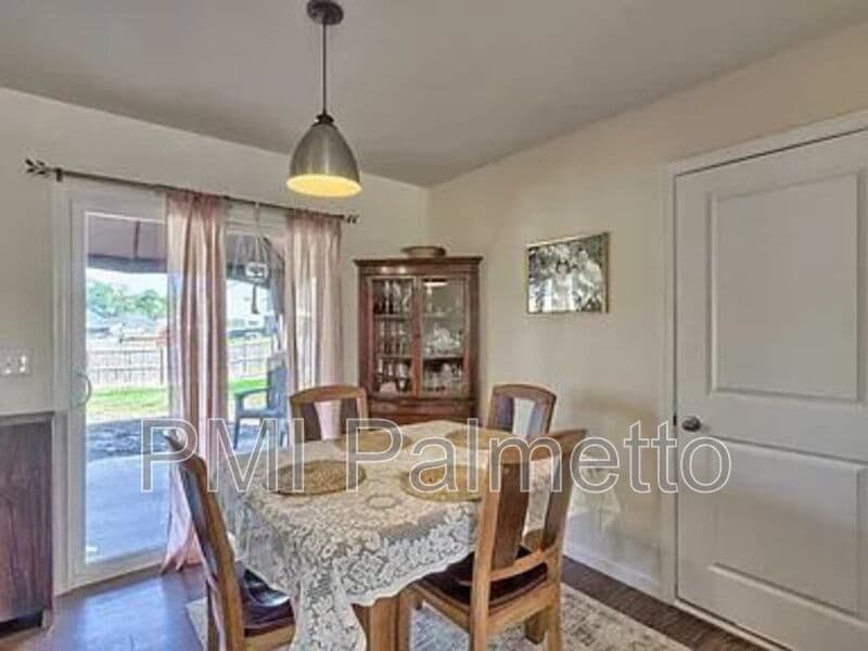 Lexington House: 1218 Denali Ct