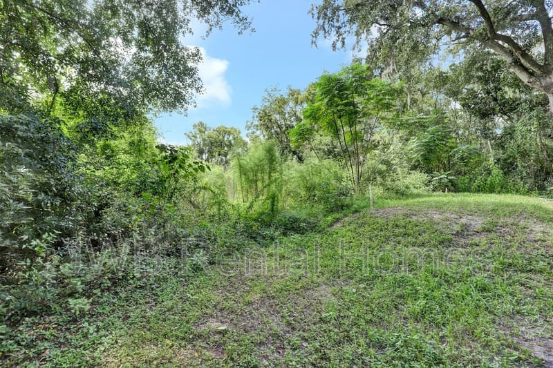 Jacksonville House: 5942 Dunmire Ave