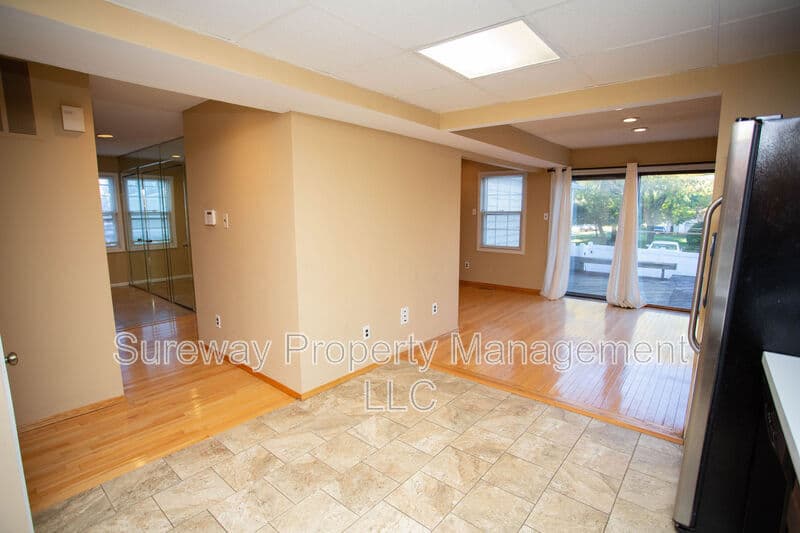 Cherry Hill Condo: 201 Society Hill
