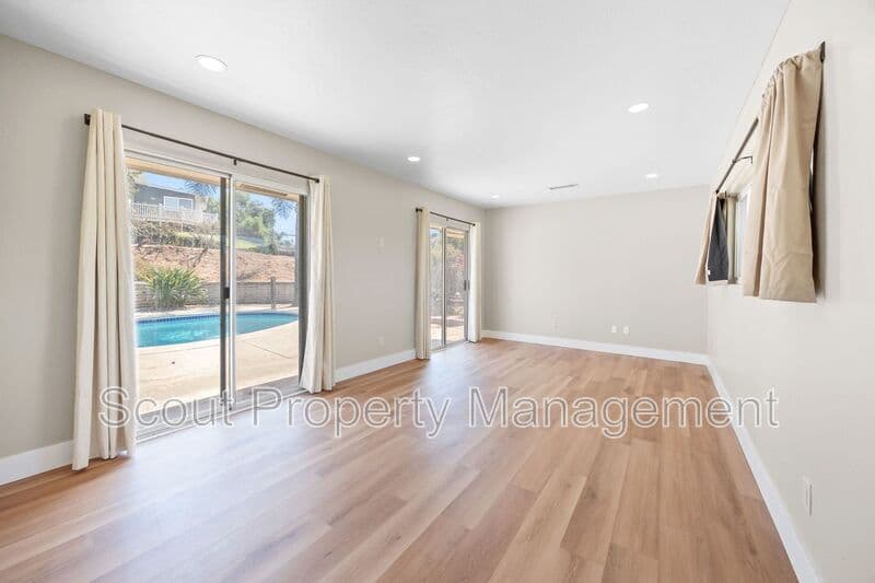 Escondido House: 1934 S Juniper Street