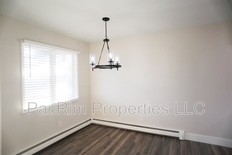 Anchorage House: 3350 Boniface Parkway #41