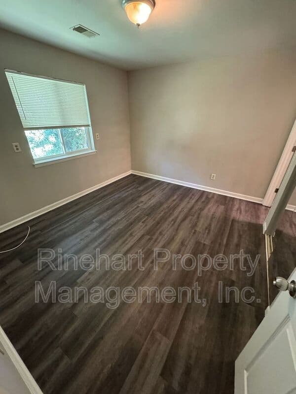 Rock Hill House: 1612 Eagles Place