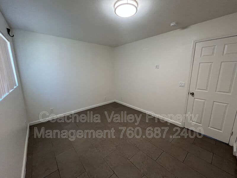 Coachella House: 85191 Bagdad Ave