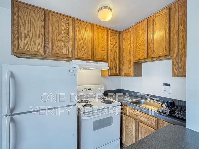 Williamsburg Condo: 732 Scotland Street
