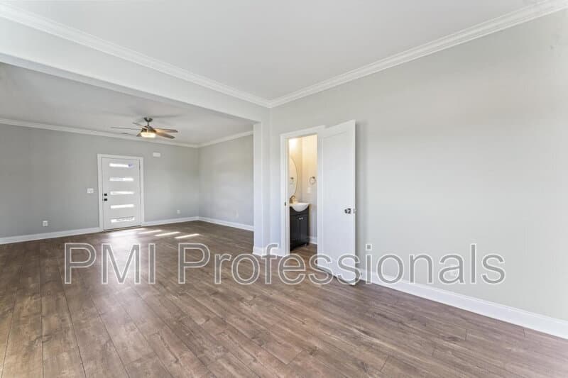 Murfreesboro Townhome: 2132 Gracie Bug Loop