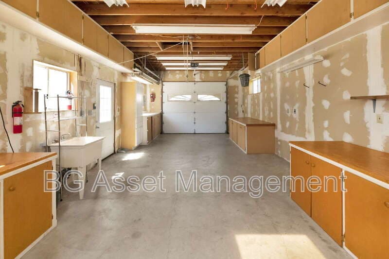 Pinole House: 2359 Prune St