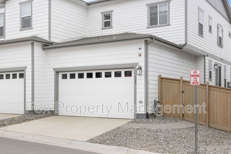 Erie House: 300 Nighthawk Street