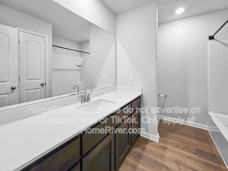 Dallas House: 6317 Baraboo Dr