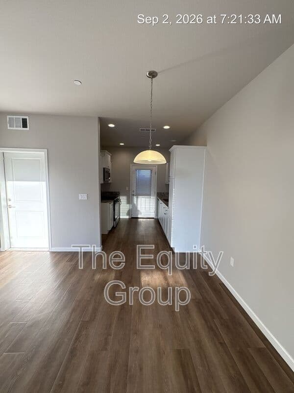 Visalia Condo: 418 S Summit Street