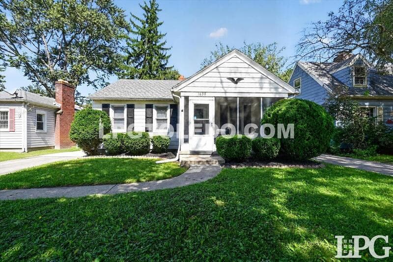 Toledo House: 1638 Gould Rd