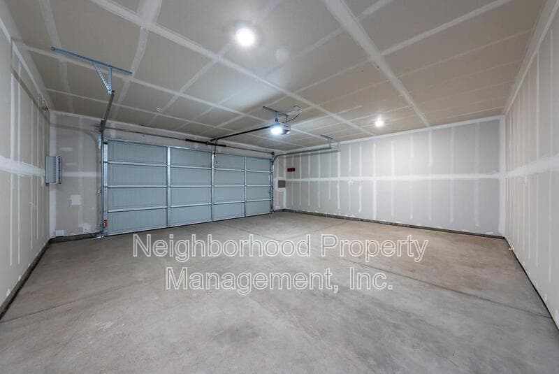 Fresno Condo: 2885 East Tamarind Drive - 1