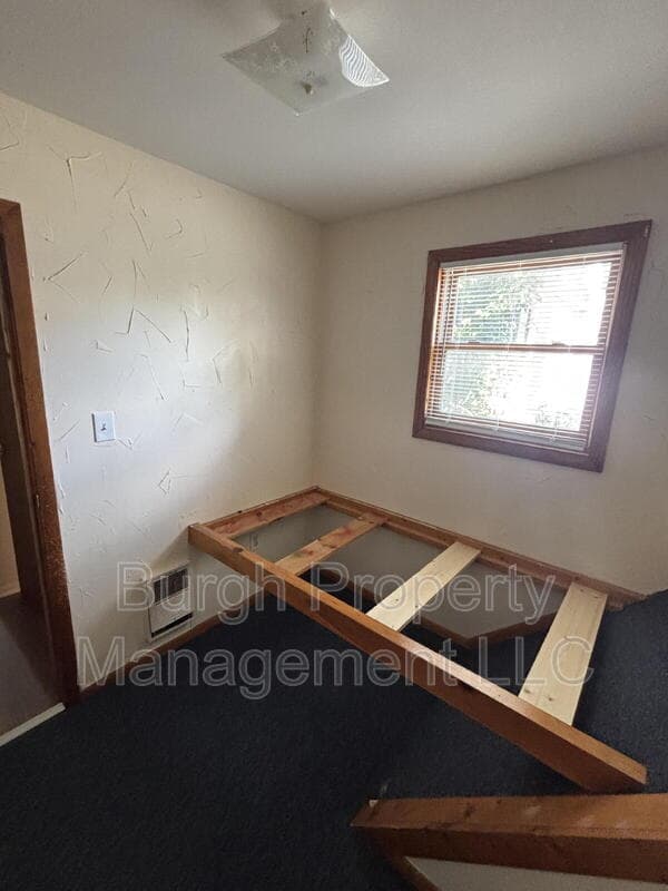 Washington Condo: 725 Addison St