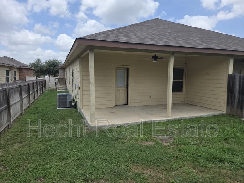 New Braunfels Condo: 217 Kaspar Way - 1