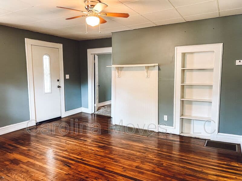 Simpsonville House: 113 Iselin Street
