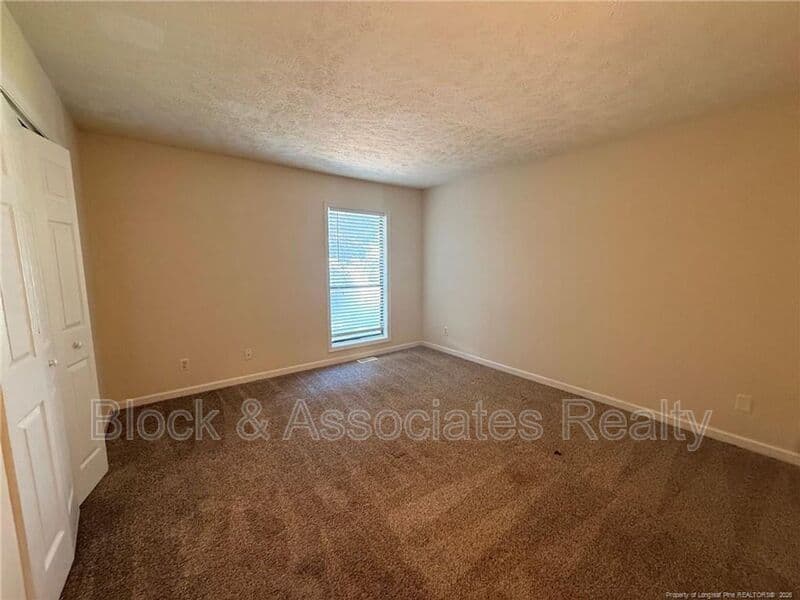 Fayetteville House: 5835 Aftonshire Drive