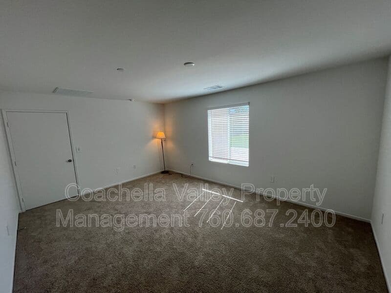 Indio House: 79225 Valor Ln