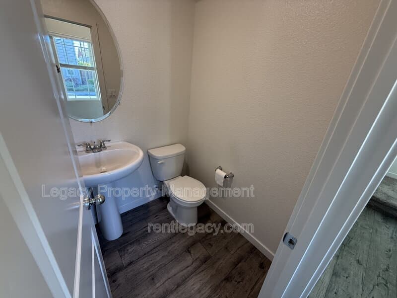 Sacramento House: 4364 White Ash Ln
