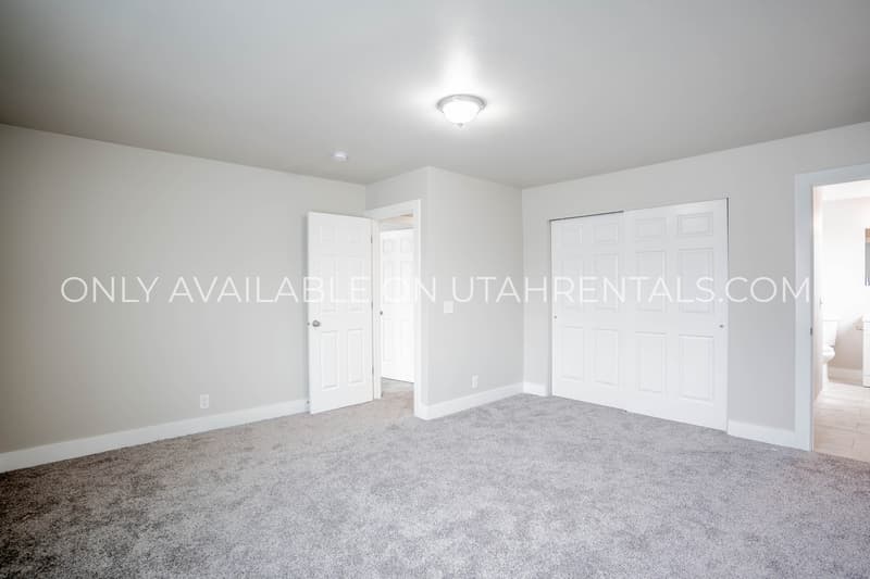 Salt Lake City House: 2670 S 800 E