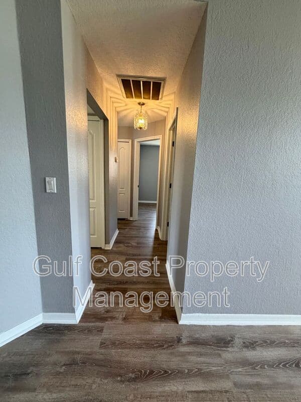 Rotonda West House: 58 Sportsman Lane