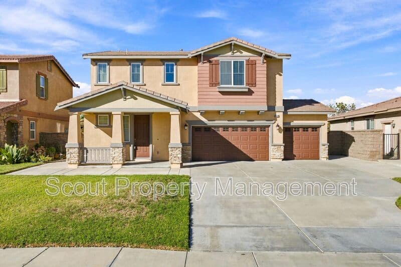 Menifee House: 29128 Rockledge Drive
