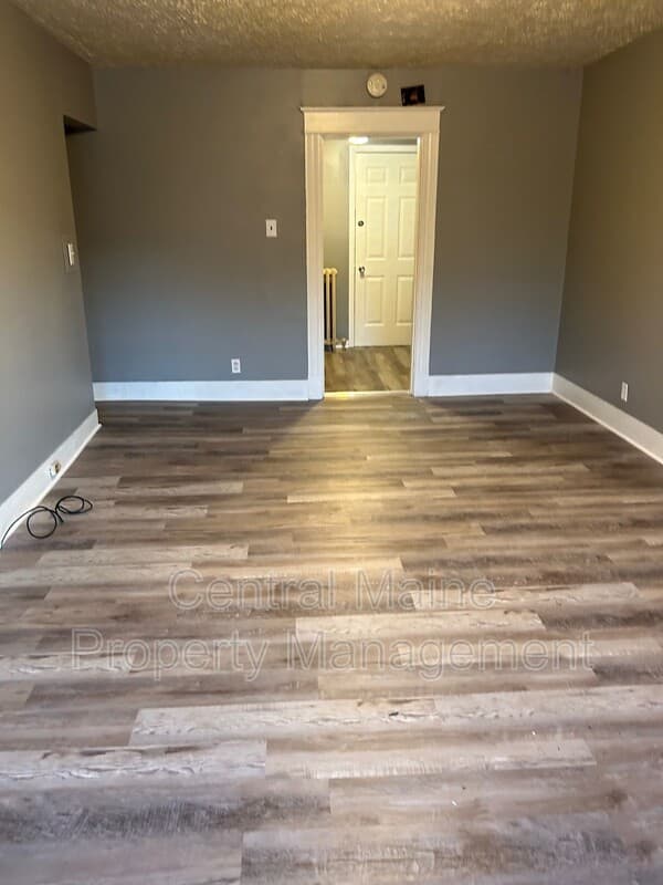 Lewiston Condo: 129 Oak Street
