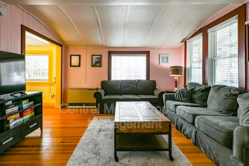 Old Orchard Beach House: 20 13th Street