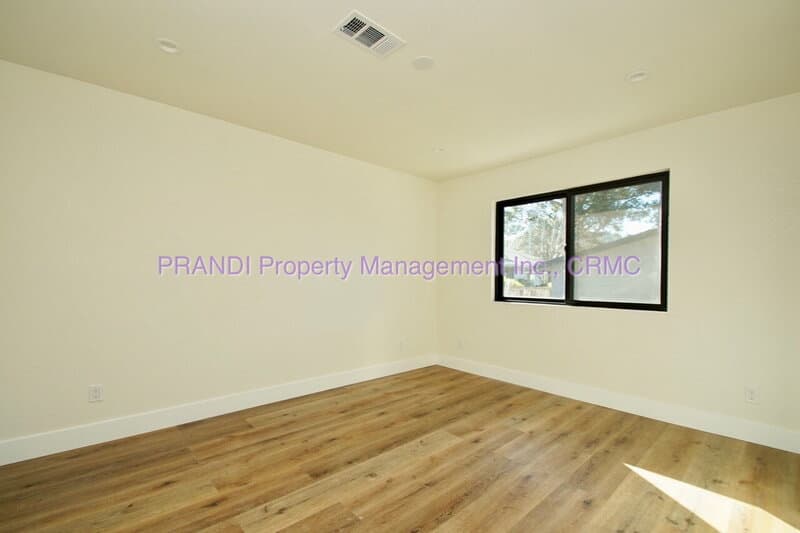 San Rafael House: 18A Jefferson Avenue