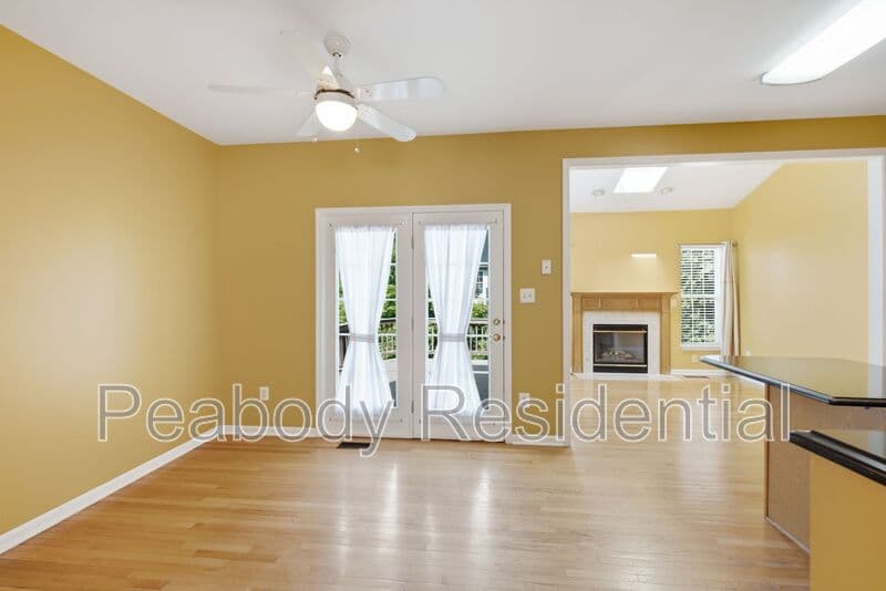 Sterling House: 46670 Cavendish Sq