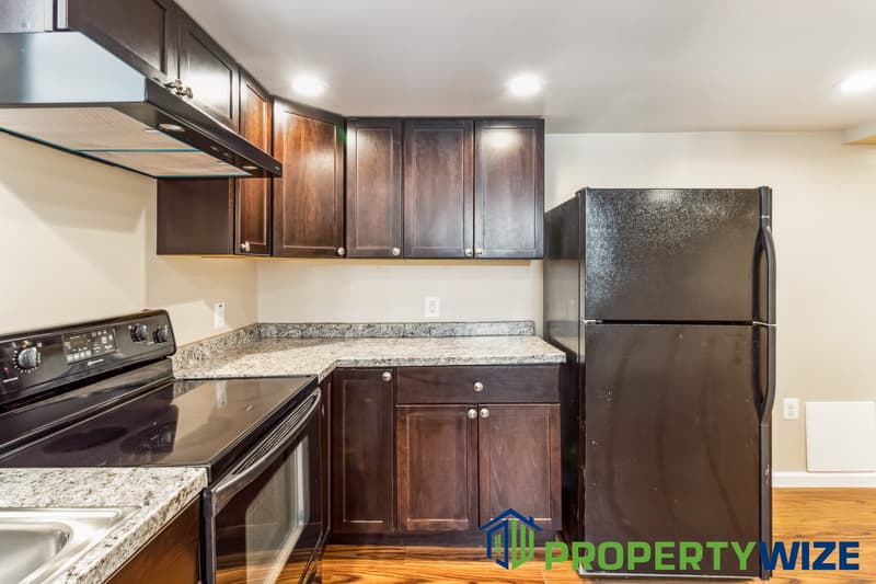 Baltimore Condo: 516 Beaumont Ave
