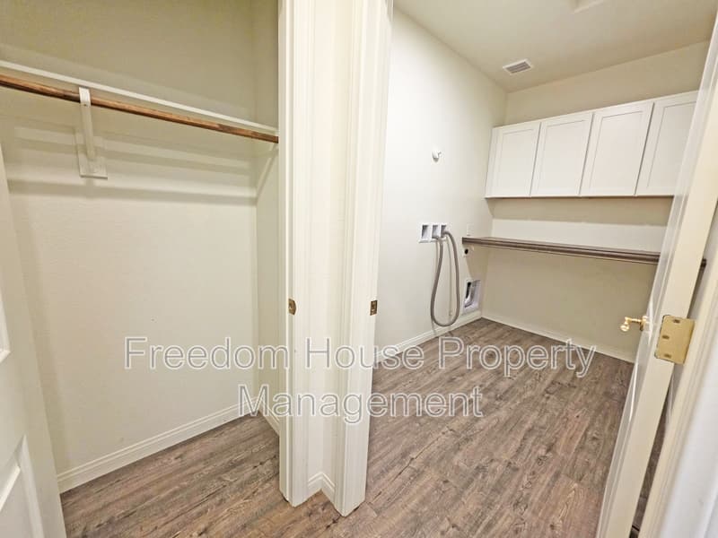 Pahrump House: 5628 San Marco Drive
