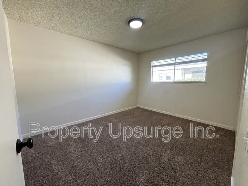 Red Bluff Condo: 905 Lakeside Dr