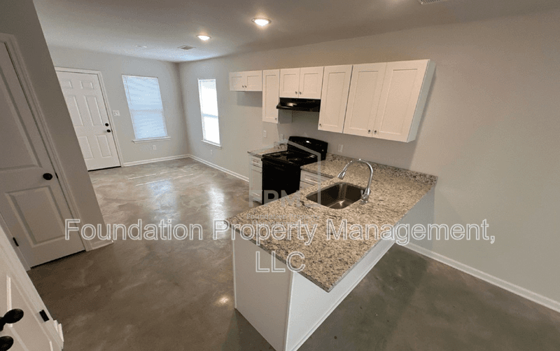 West Memphis House: 2510 SL Henry Street (AF)