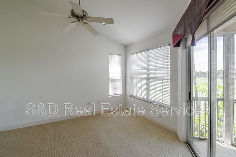 Lakeland Condo: 447 Enclave Place