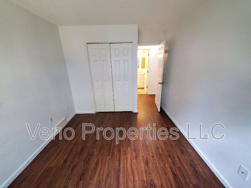 Clifton Park House: 111 Yorktown Dr.
